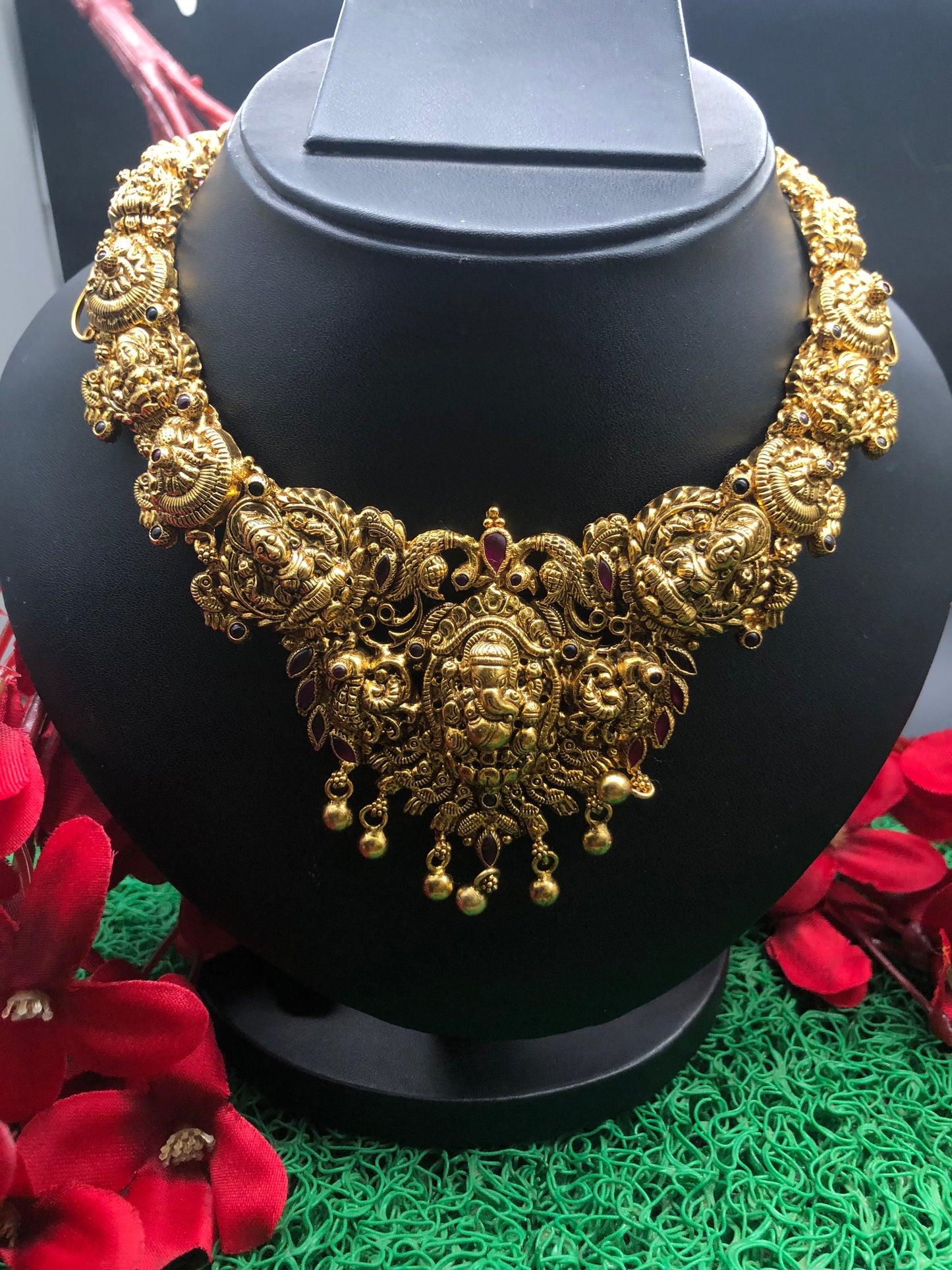 NECKLACE-34ADS